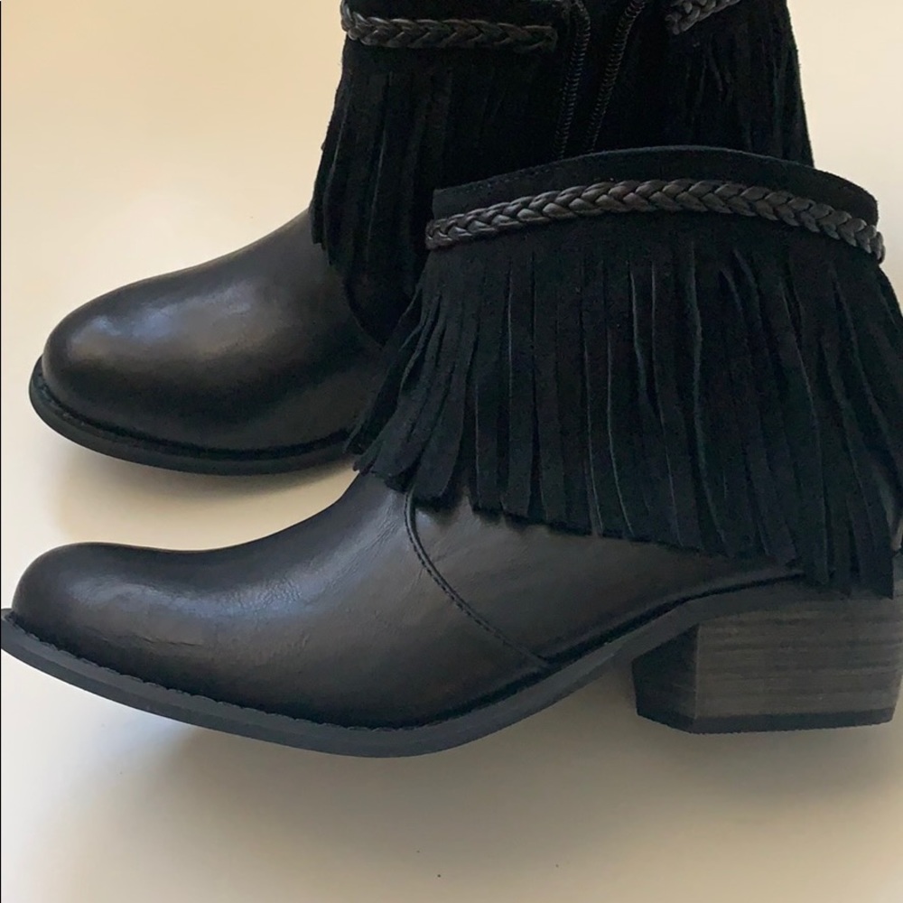 Corkys boots size 8 leather new